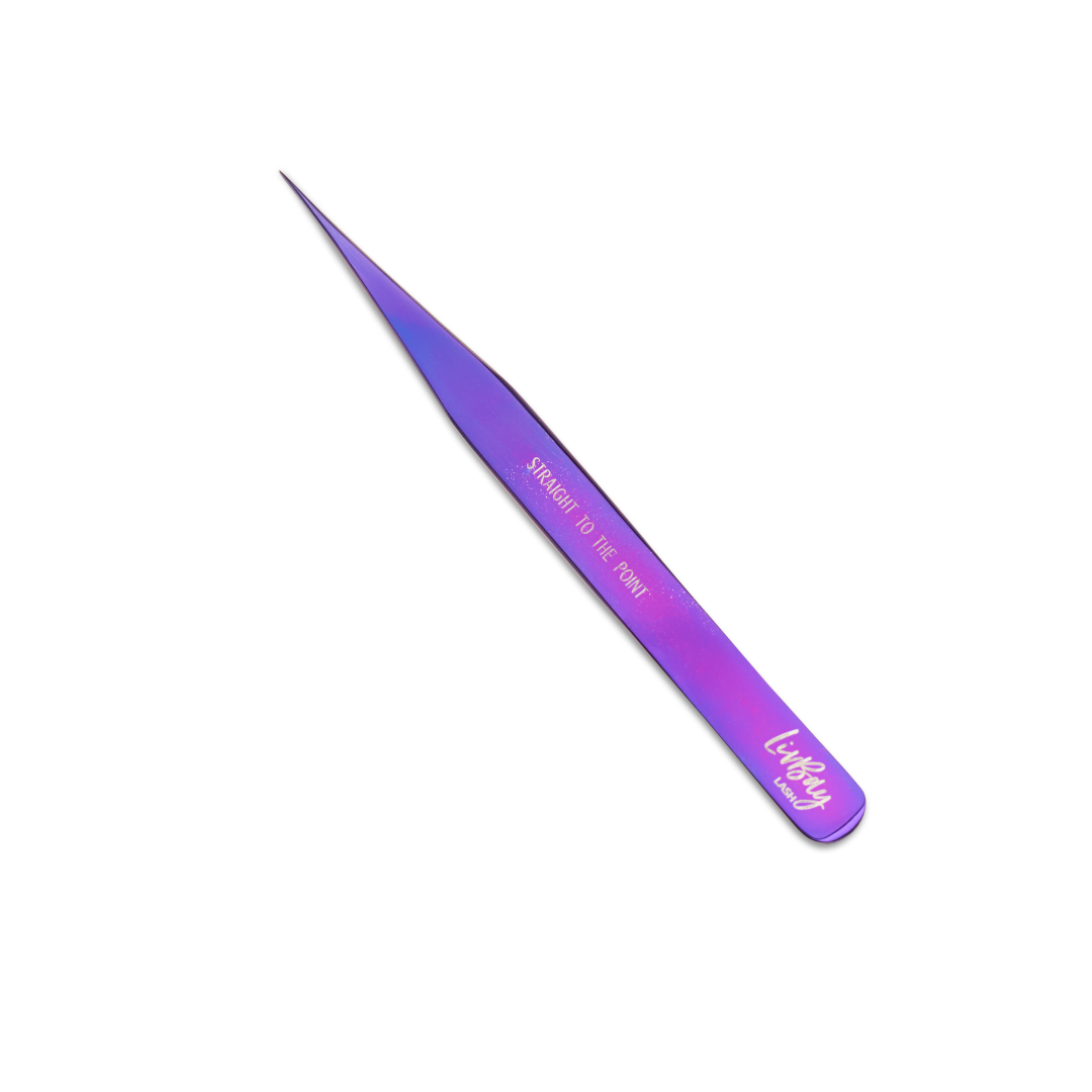 Straight To The Point Lash Tweezer