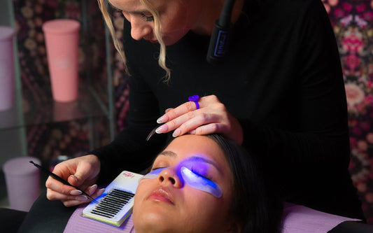 UV Lash Glue Myths Busted: The Truth About the Industry’s Biggest Game-Changer