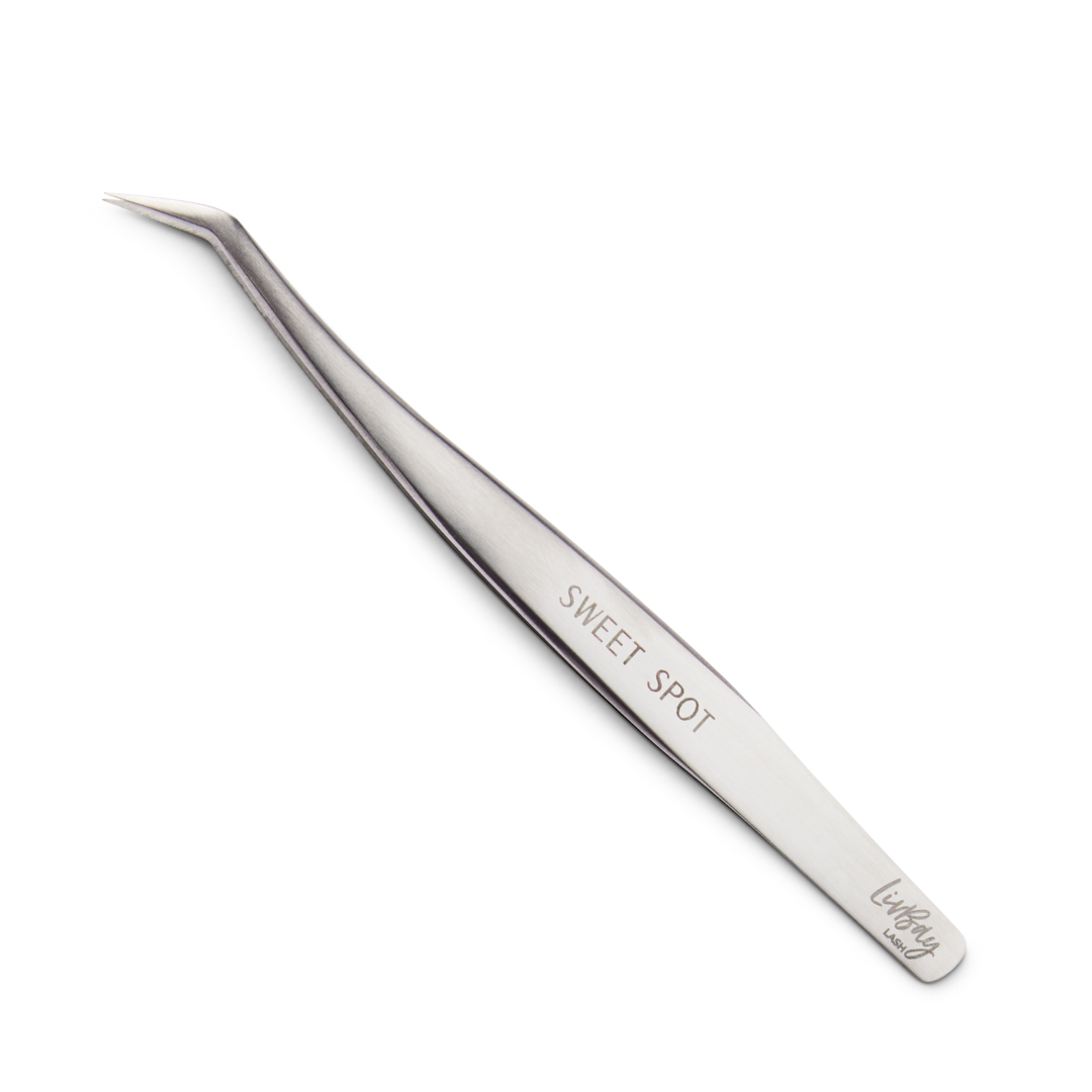 Sweet Spot Lash Tweezer